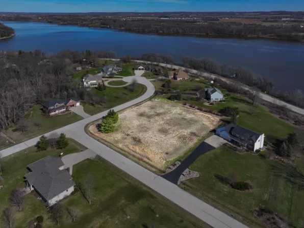 Christie Ct #2, De Pere, WI 54115