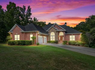 135 High Ridge Trl, Jackson, GA 30233