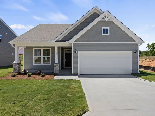 247 Pretoria Dr, Woodruff, SC 29388