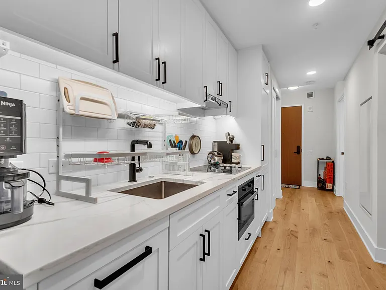 1211 Van St SE #1014 — Photo 7