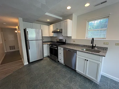 104 Middlesex Rd #1A Photo 1