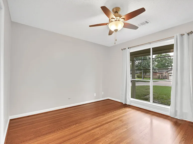 8619 Norton Dr — Photo 16