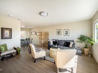 61 E Las Flores Dr, Altadena, CA 91001