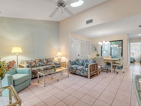 4th image of 4263 Sea Mist Dr