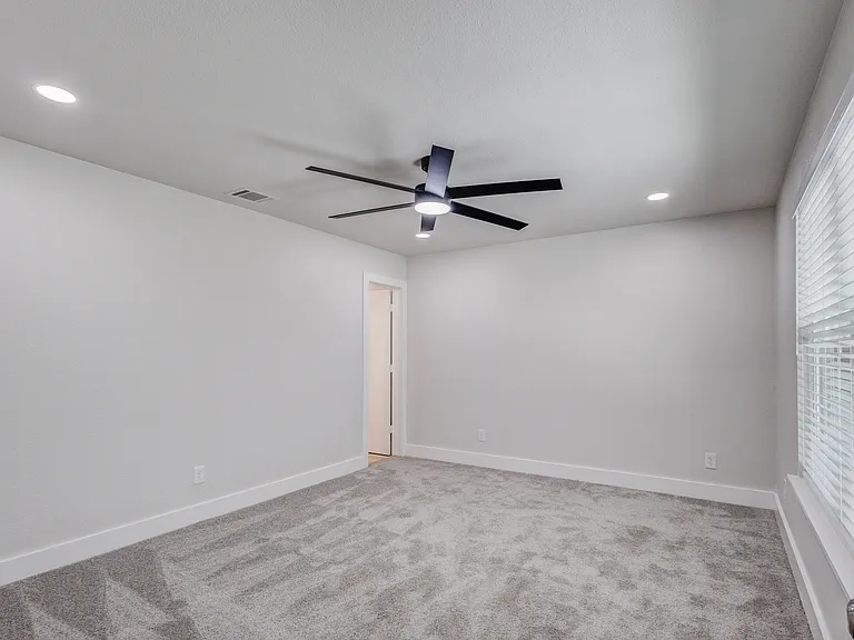 3304 Teasbend Ct — Photo 15