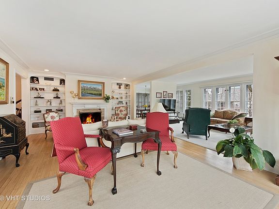 5th image of 237 Walden Dr