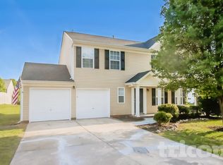 2102 Taras Trace Dr, Statesville, NC 28625