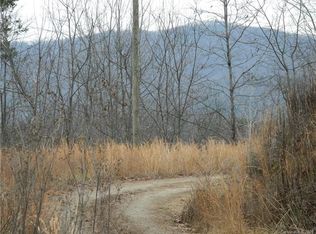 Galax Ln, Lenoir, NC 28645