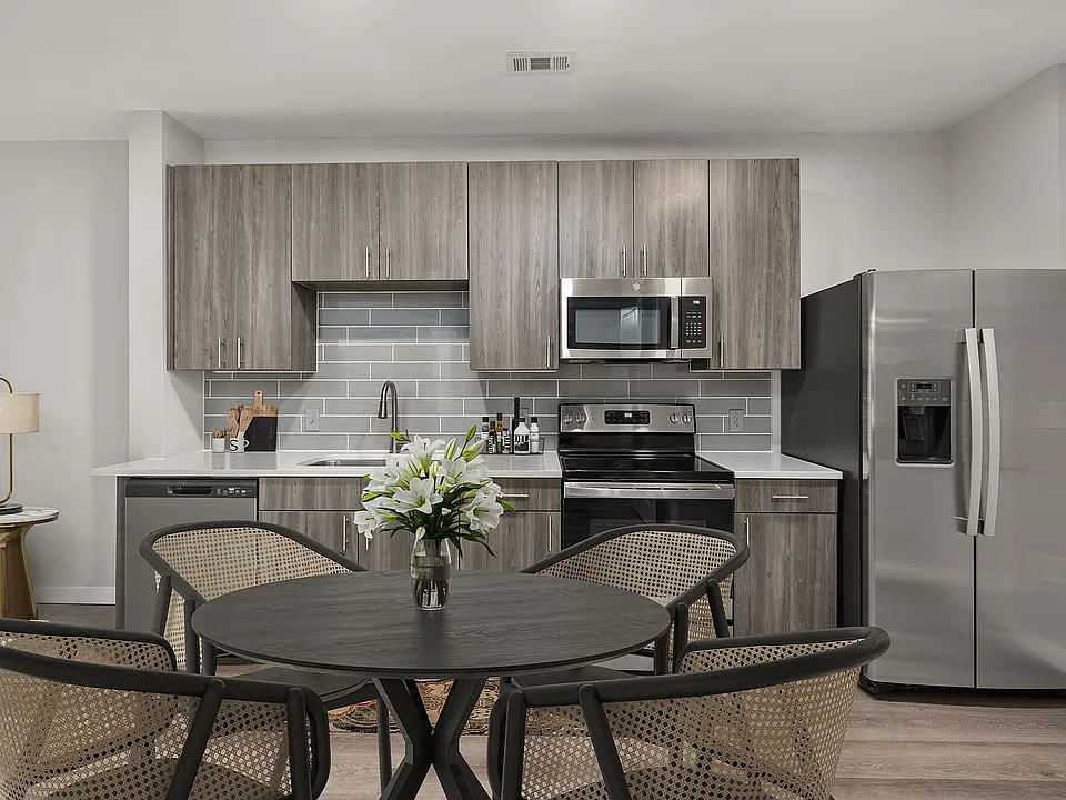 24-web-or-mls-Kitchen.Dining.Living2