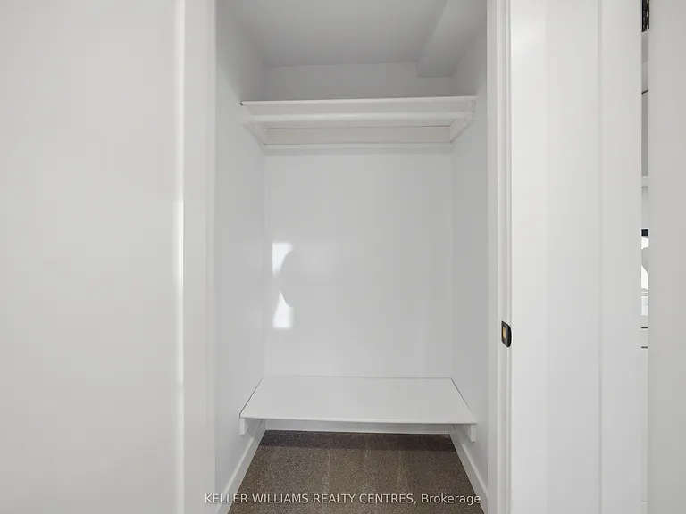 25 Townsend Ave #B — Photo 14