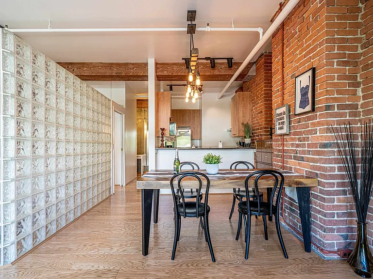 518 Beatty St #303 — Photo 9