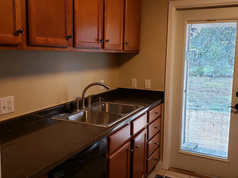 117 N Claire Dr — Photo 12