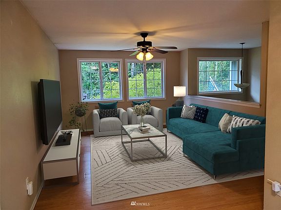 3rd image of 3604 230 Drive NE