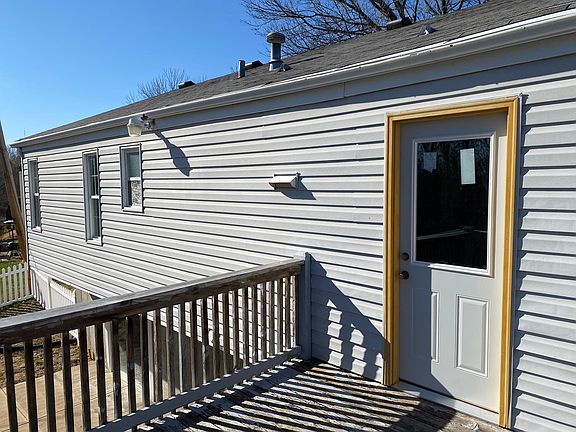 2nd image of 5428 Crestside Ln