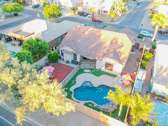 2nd image of 40588 N Parisi Pl