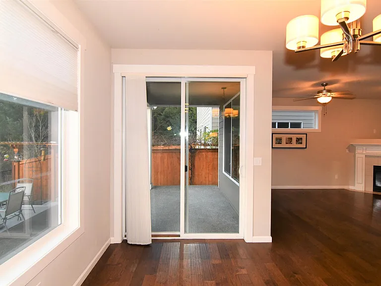 5013 Black Rock Loop SE — Photo 6
