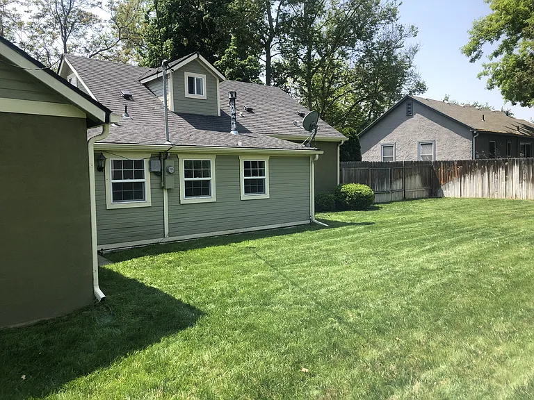 2902A W Agate St — Photo 30