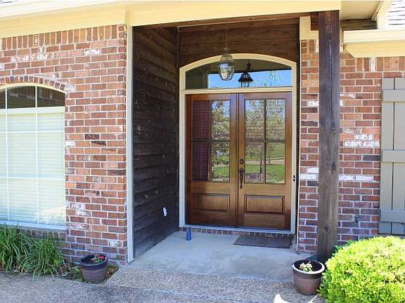 4th image of 1911 Eastridge Cir
