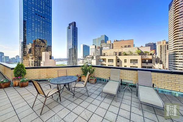 Sold by Halstead Real Estate | media 17