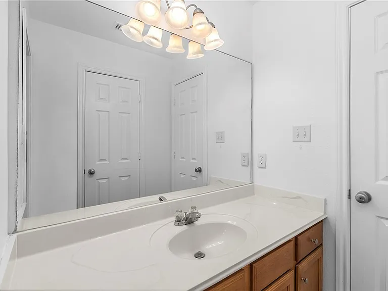 3511 Farah Dr — Photo 21