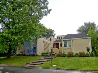 7708 Winding Way, Fair Oaks, CA 95628