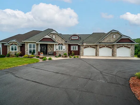 N6885 513th St, Menomonie, WI 54751