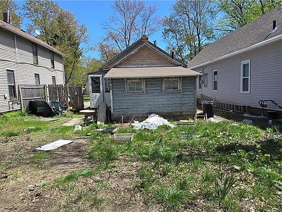 3rd image of 142 Whiting Ave