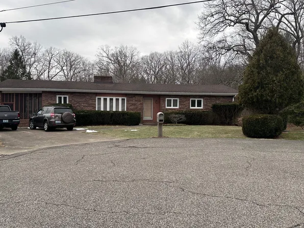 124 Bobolink Rd, Russell, KY 41169