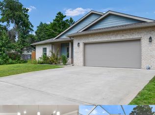 1922 Frontera St, Navarre, FL 32566