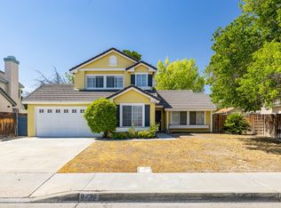 3238 W Avenue J2, Lancaster, CA 93536