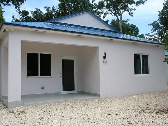 2nd image of 108 S Bay Harbor Dr