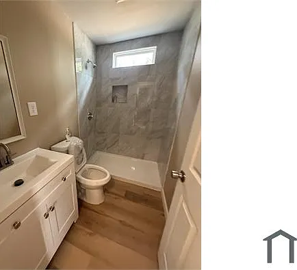 3 bed, 1200 sqft, $2,200 — Photo 3