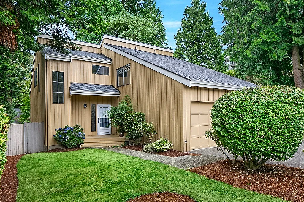 3 bed, 1660 sqft, $3,750 — Photo 1