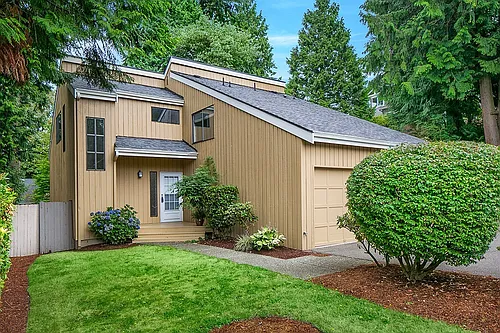 11704 NE 73rd St Photo 1 11704 NE 73rd St Photo 1
