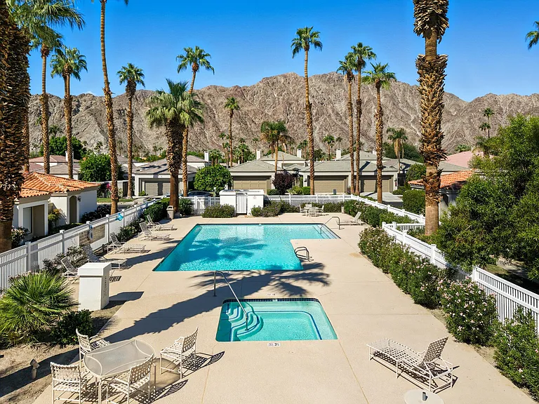 54960 Shoal Crk — Photo 42
