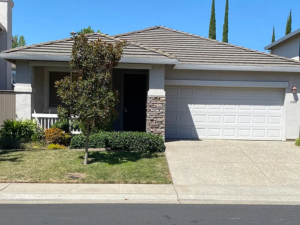9764 Waterfowl Dr