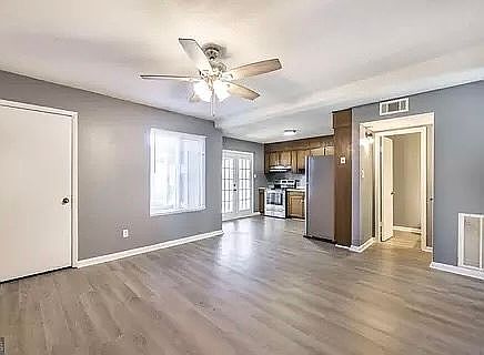 5th image of 127 Stoneridge Dr