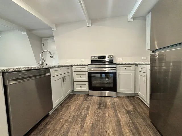 33 Chalet Dr — Photo 9