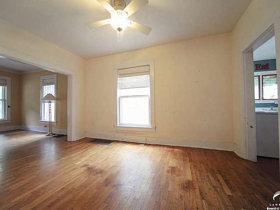 833 Indiana Lawrence, KS listing photo #4