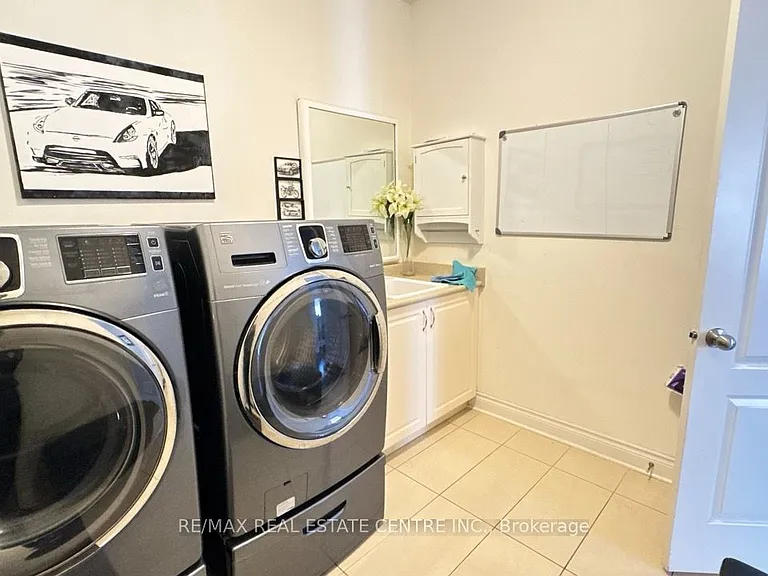 13 Alister Dr #MAIN UPPER — Photo 27