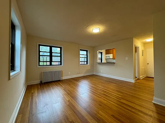 Rented by Voro Purple LLC | media 2