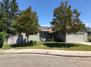 1225 Bertha Ln, Santa Rosa, CA 95405