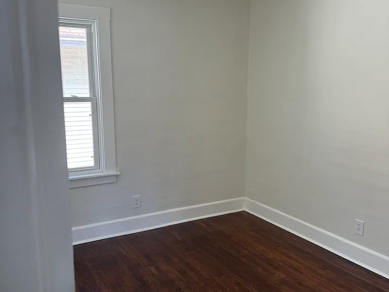 115 Melrose Ave S #2 — Photo 15
