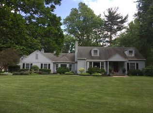 88 N Country Club Rd, Decatur, IL 62521