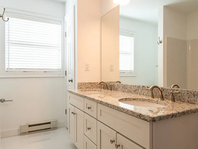10 Fort Hill Rd — Photo 17