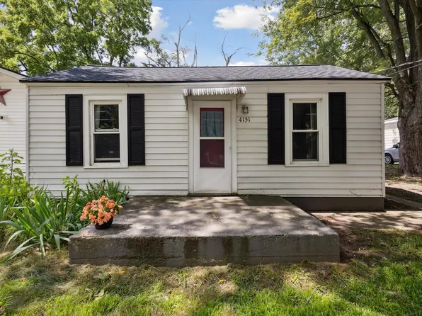 4151 Madison Ave SE, Wyoming, MI 49548