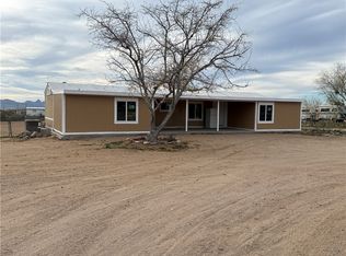 303 S Horn Rd, Golden Valley, AZ 86413