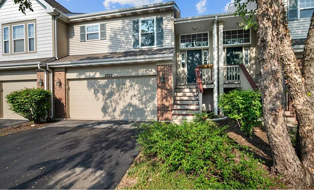 3 bed, 1853 sqft, $3,000 — Photo 1