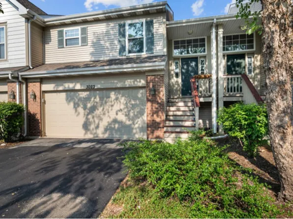3023 Saganashkee Ln, Naperville, IL 60564