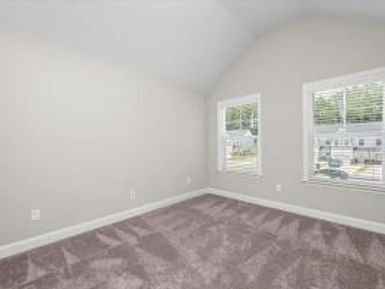 1005 Linsmore Ave — Photo 23